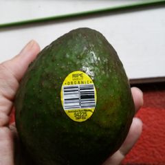 A picture of Avocado ripening tips.