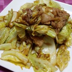 A picture of Super Easy Pork & Cabbage Stir-Fry with Lemony Soy Sauce.