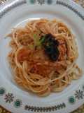 tuna pasta in olive oil ang chili garlic paste