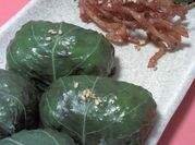 A picture of korean rice ball