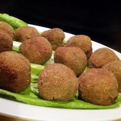A picture of AMIEs Fried ZUCCHINI Balls.