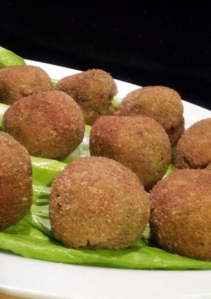 A picture of AMIEs Fried ZUCCHINI Balls.