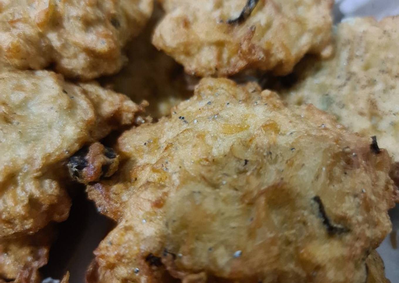 Bakwan teri nasi