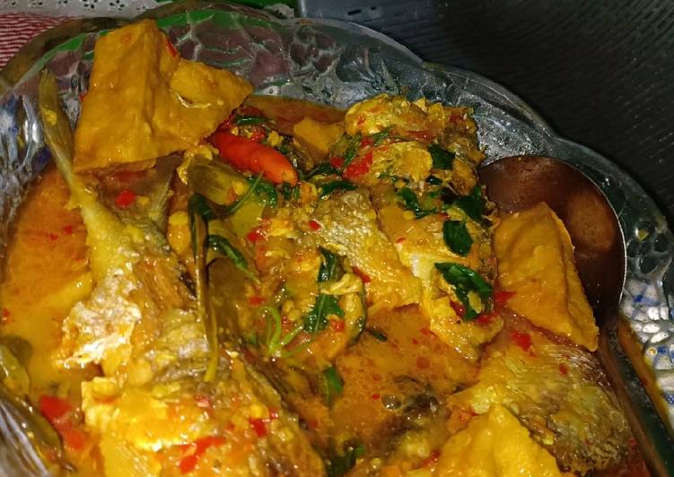 Resep Ikan Bandeng Kuah Kemangi Pedas Lezat