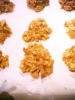 A picture of Peanut Butter Clusters.