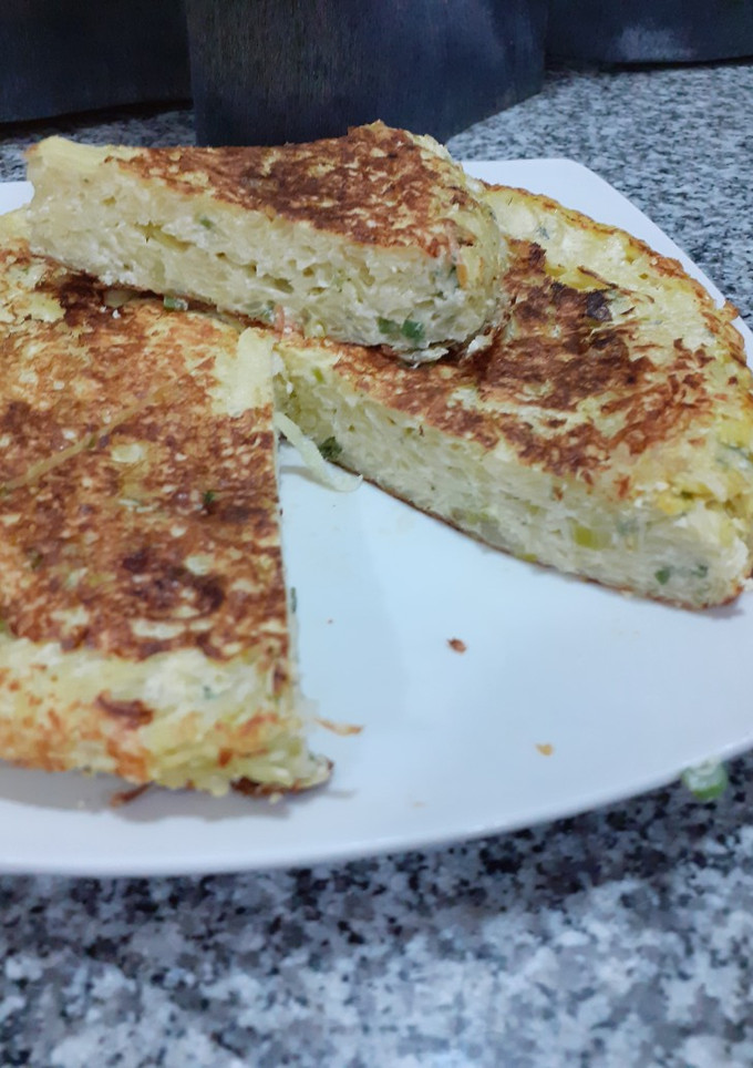 Una foto de Tortilla de papa fácil y rápida