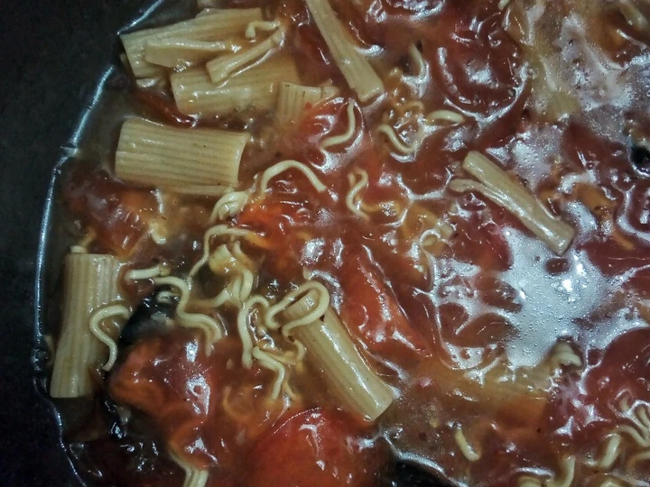 Cara Gampang Membikin Resep Seblak merah merona🌶 yang Lezat Anti Ribet, Uenak Banget