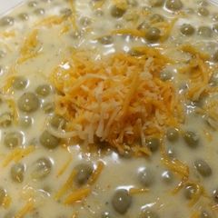 A picture of Easy cheesy peas.