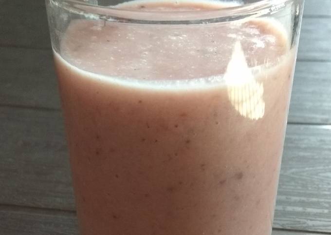 Simple Way to Make Super Quick Homemade Banana strawberry milkshake