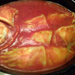 A picture of easy slow cooker cabbage rolls.