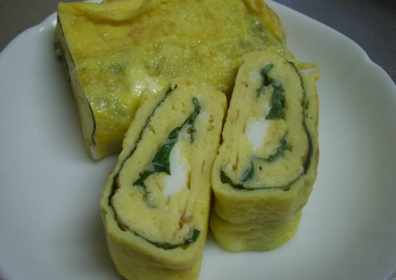 Tamagoyaki (Rolled Japanese Omelette) With Shiso Leaves