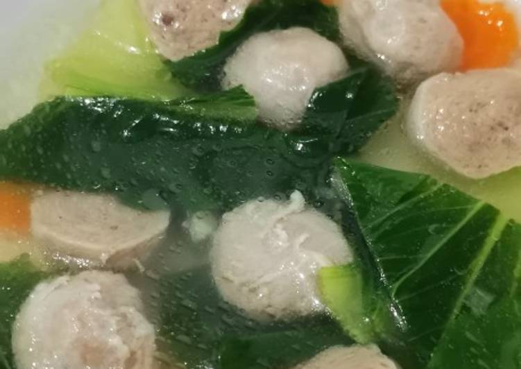 Langkah Mudah untuk Menyiapkan Sayur Bakso, Pokcoy &amp; Wortel yang Sempurna