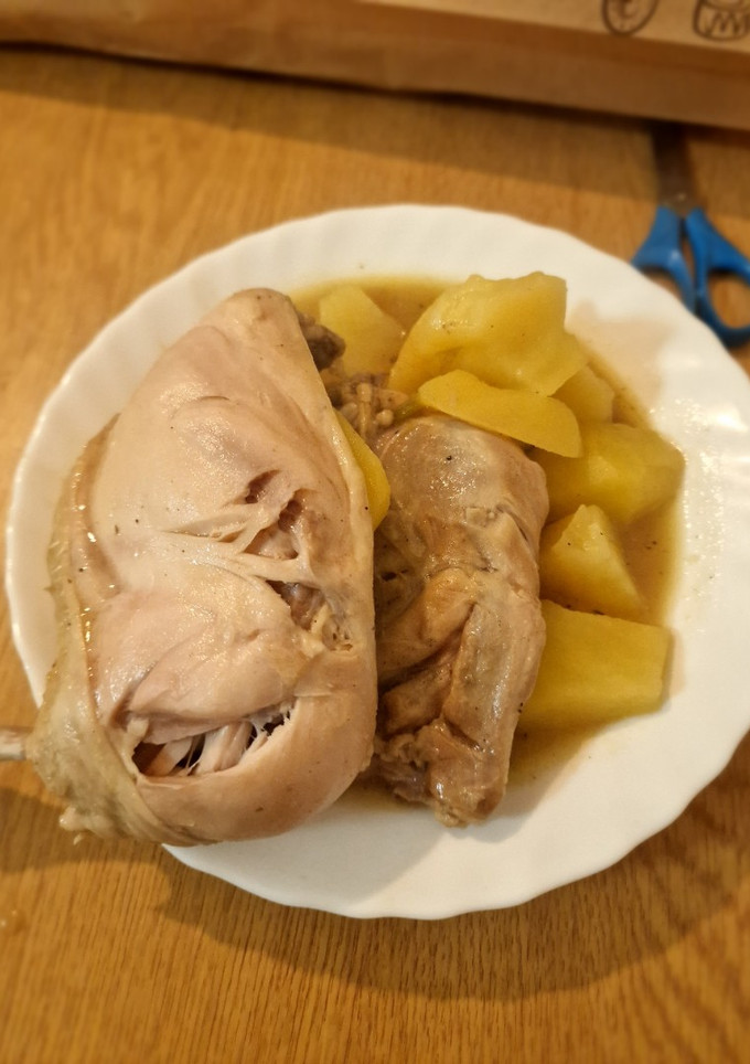 Una foto de Pollo a la cerveza