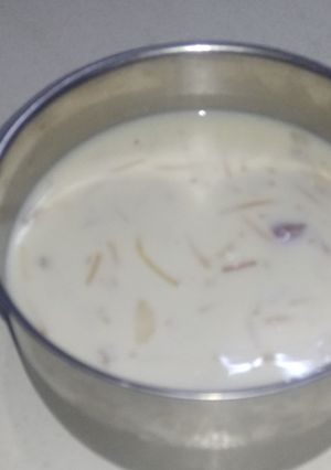 सेवई की खीर (seviyan kheer recipe in Hindi) रेसिपी मुख्य फोटो