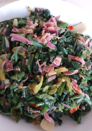Foto resep Tumis Pucuk Labu Kecombrang ala RM Sederhana