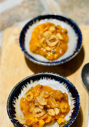 Hình của món Bánh bèo xứ quảng.