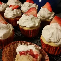 A picture of Strawberry Shortcake Cupcakes.