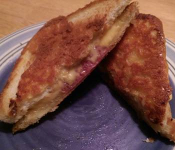 Fast Cooking Methods Hard Salami Cheesy grilled cheese Home Style