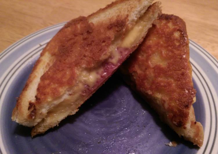 Simple Way to Make Speedy Hard Salami Cheesy grilled cheese.