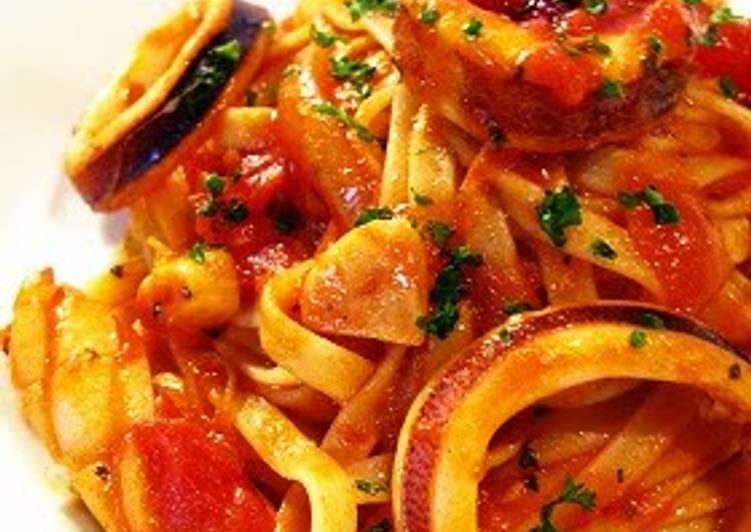 Squid and Tomato Garlic Pasta