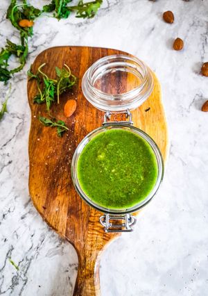 Une photo de Pesto de roquette