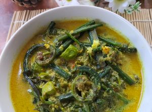 Foto resep Gulai daun pakis