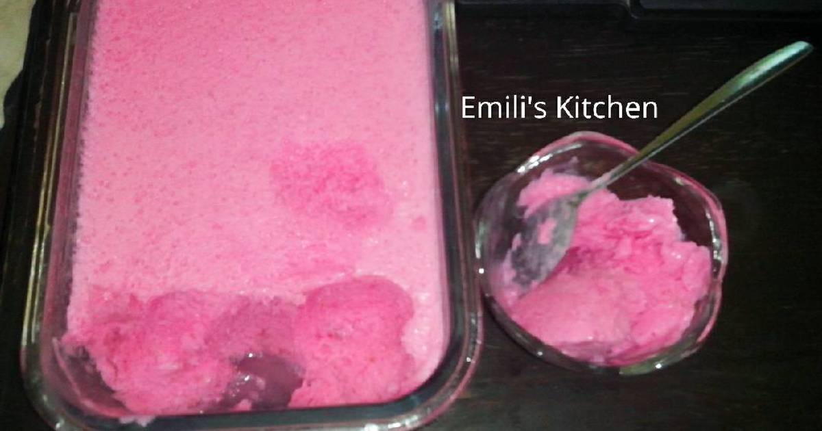  Resep  Es  Krim  Stroberi Sederhana  oleh Emili s Kitchen 