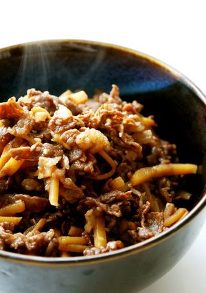 A picture of Delicious Stir-Fried and Simmered Beef and Bamboo Shoot (Shigure-ni).