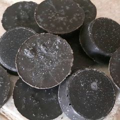 A picture of DIY Coffee & cinnamon exfoliating minibars.