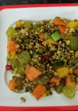A picture of Fruit sprouts.
