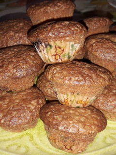 Fahéjas szilvalekváros muffin recept fotója
