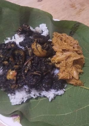 Foto resep Nasi Cumi Hitam Becek Tewel Godong Jati Khas Tuban