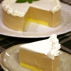 A picture of Easy Milk Coffee Bavarian Cream Cake!.