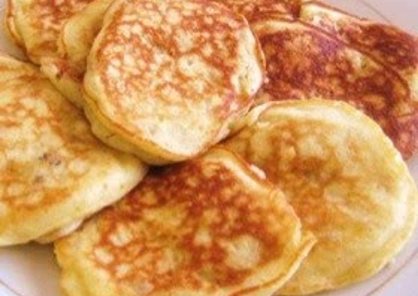 Pancakes with only bananas and eggs