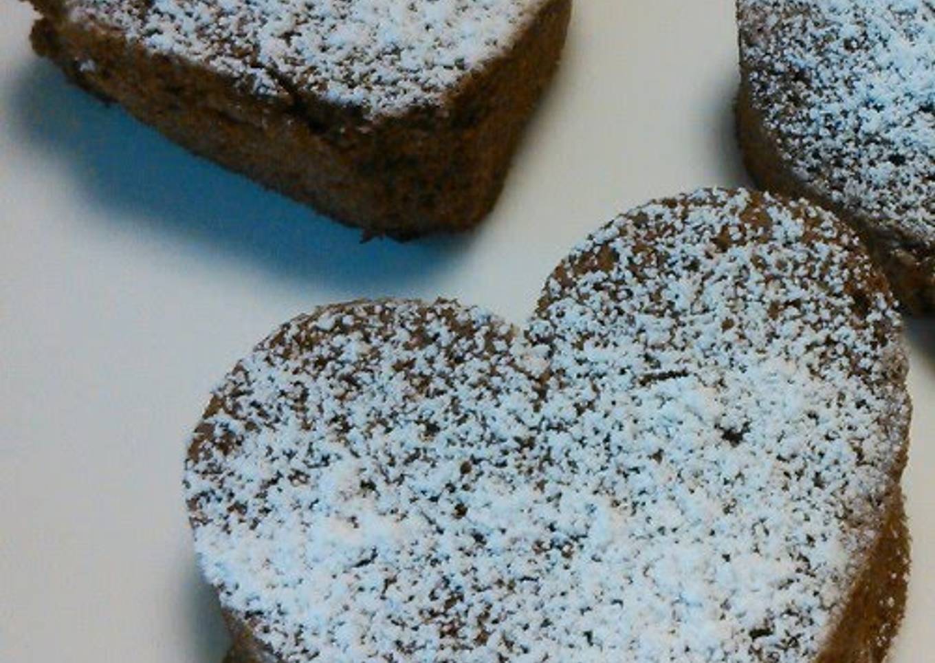 Speedy Chocolate Cake in the Microwave with Pancake Mix