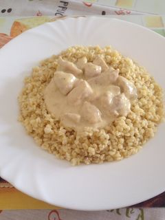 Mézes-mustáros csirke bulgurral recept fotója