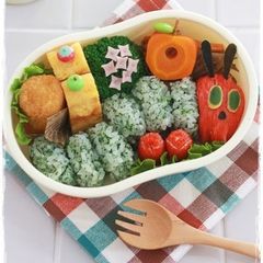 A picture of "The Very Hungry Caterpillar" Charaben.
