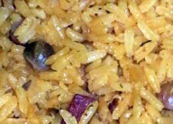 Easiest Way to Prepare Delicious Arroz con Gandules  Rice w Pigeon Peas