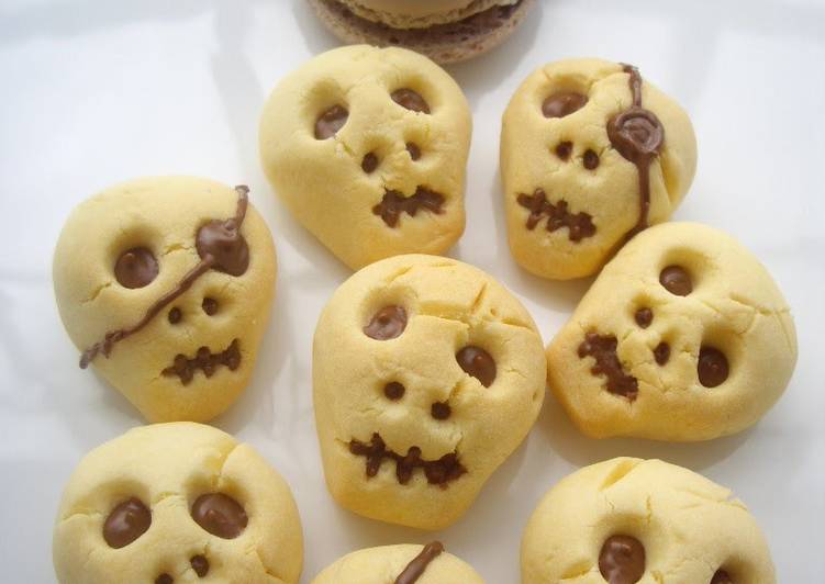 3D Skull Cookies for Halloween 3D Skull Cookies for Halloween