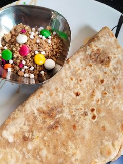 तिळगुळ पोळी (tilgul poli recipe in marathi) रेसिपी चे मुख्य फोटो