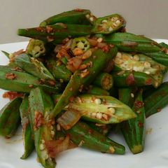 A picture of Okra In Garlic Soy Sauce.