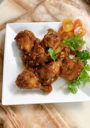 Hình của món Đùi gà chiên nước mắm.