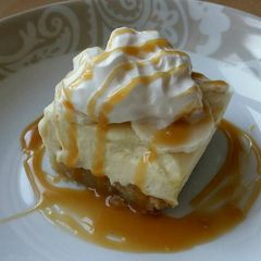 A picture of Vickys Banana Pudding Poke Cake, GF DF EF SF NF.