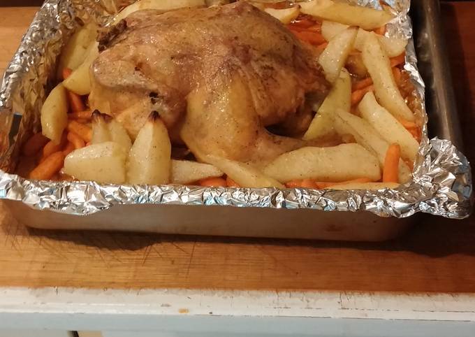 Recipe of Ultimate Roasted chicken with carrots and potatoes