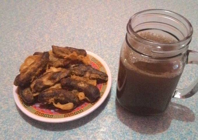 Sale pisang goreng & wedang kacang hijau