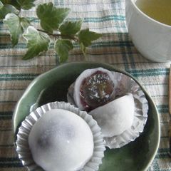 A picture of Easy with the Microwave! Grape Daifuku.