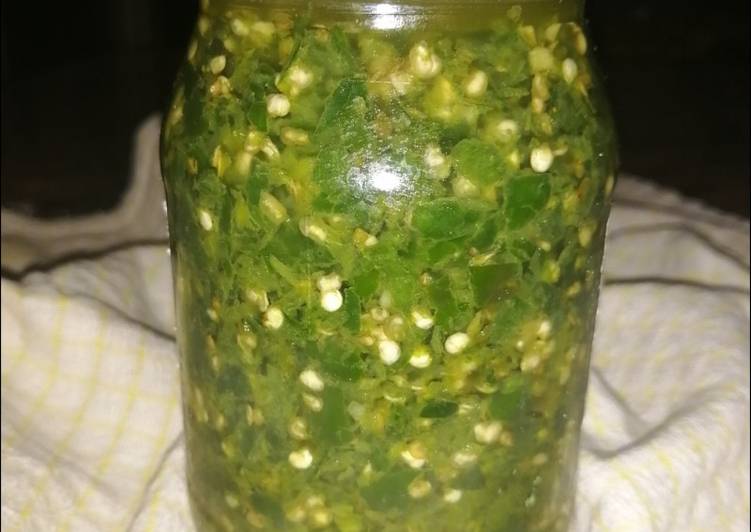 Easiest Way to Spring At Home Chilli &#39;And Garlic Pesto 🌶️