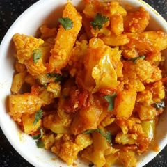 A picture of Aloo Gobhi.