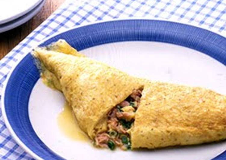 Steps to Prepare Ultimate Tuna &amp; Green Onion Japanese-Style Omelet