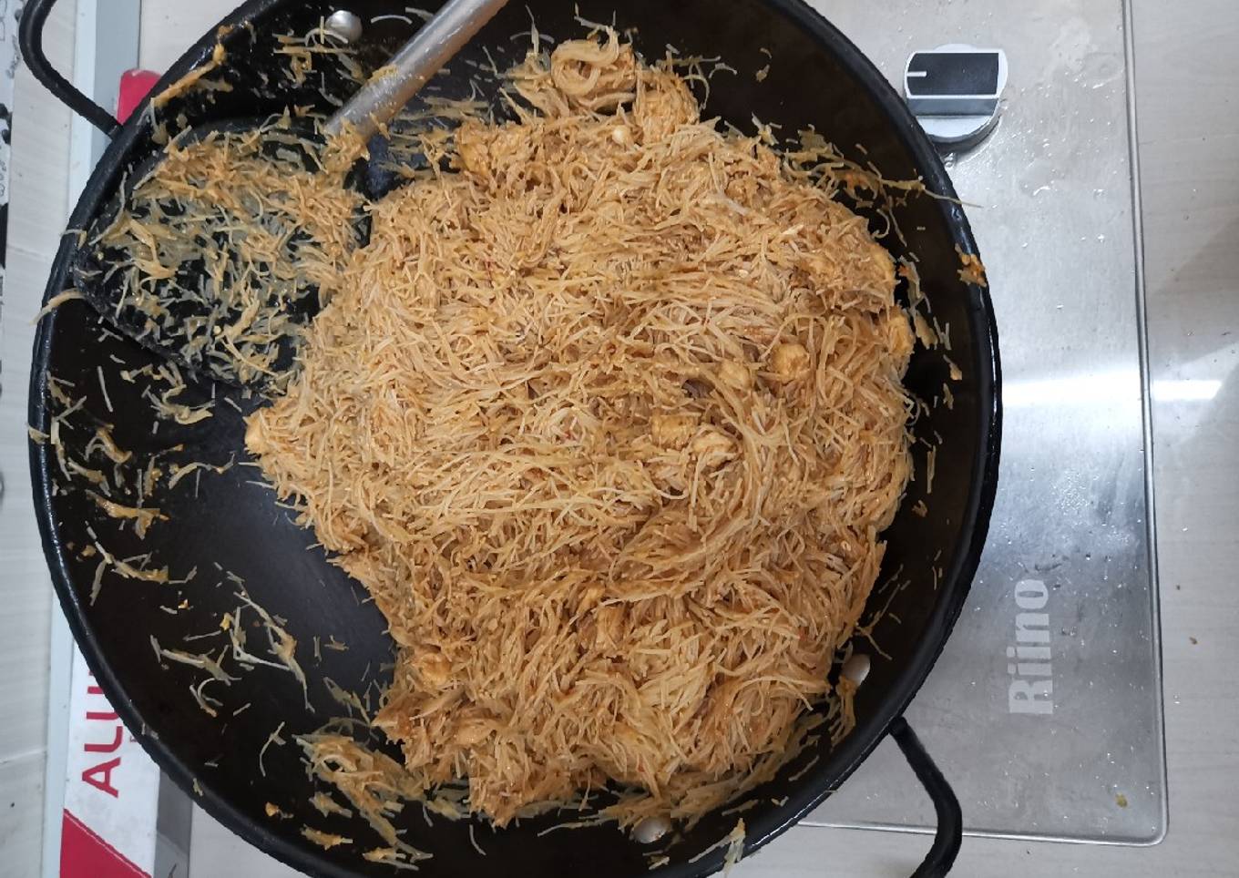 Single by Mi Hong Goreng: